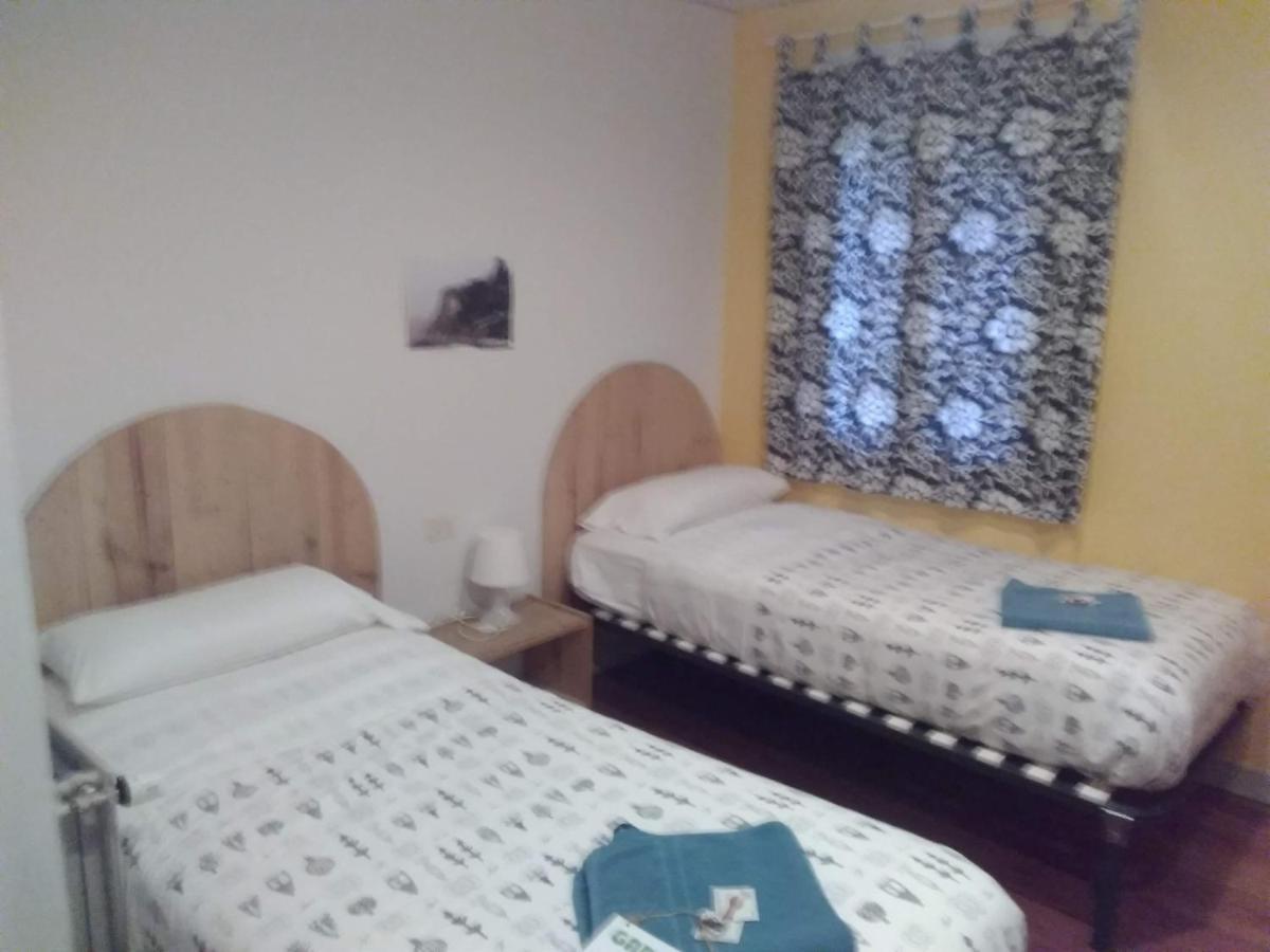 Arrigorri Ostatu Jatetxea Hotel Ondarroa Exterior photo